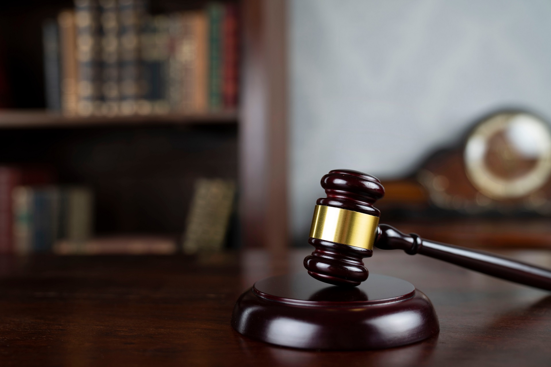 ForTran Prevails in Share Redemption Dispute, Securing Recovery Through Spousal Joint Liability